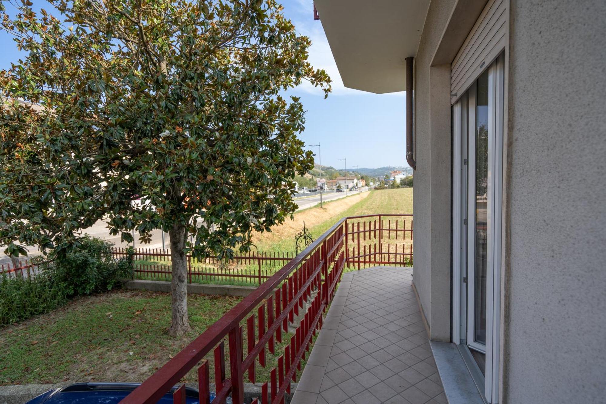 דירות אלבה Private Parking, With Hill View מראה חיצוני תמונה